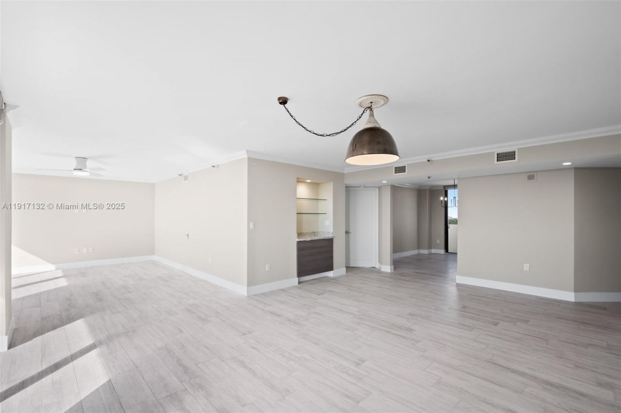 441 Valencia Ave, Unit 1201, Coral Gables, FL 33134 Photo