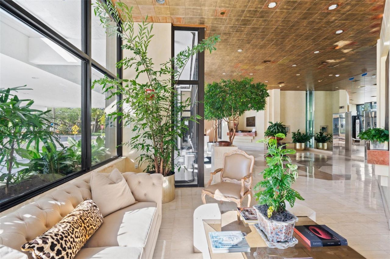 441 Valencia Ave, Unit 1201, Coral Gables, FL 33134 Photo