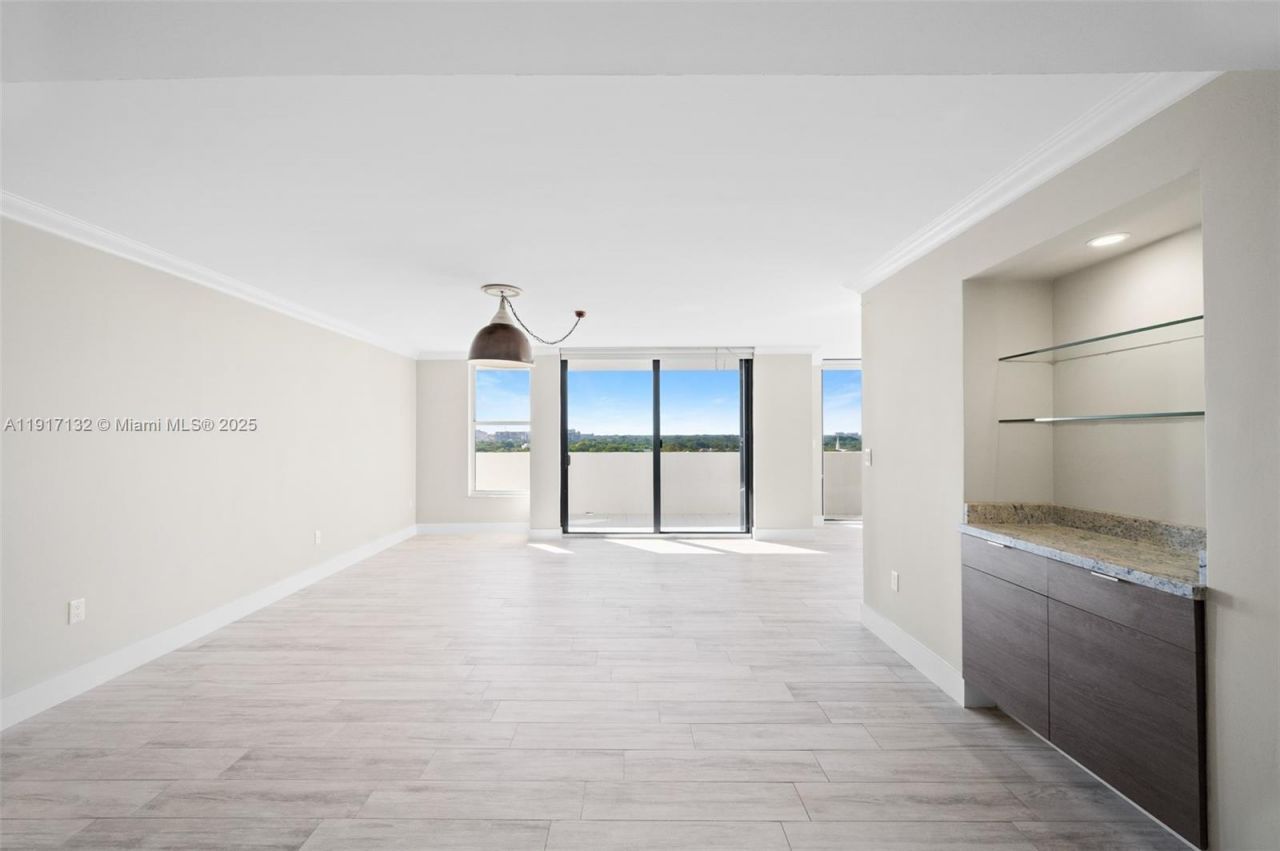 441 Valencia Ave, Unit 1201, Coral Gables, FL 33134 Photo