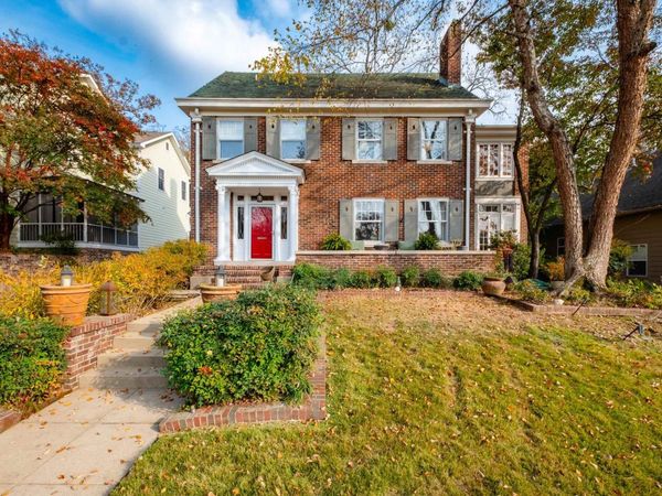 313 Colonial Court, Little Rock, AR 72205