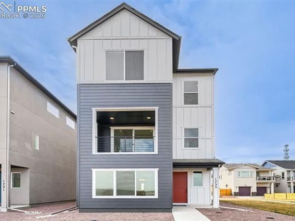 1735 Keystone Crest Lane, Colorado Springs, CO 80905
