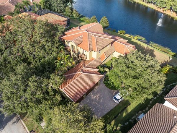 10221 GOLDEN EAGLE DRIVE, LARGO, FL 33778