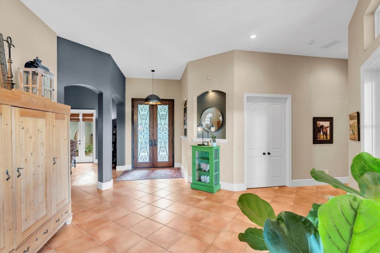 10221 Golden Eagle Drive, Largo, FL 33778 Photo