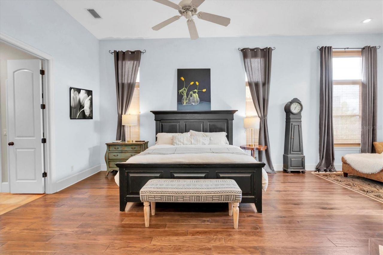 10221 Golden Eagle Drive, Largo, FL 33778 Photo