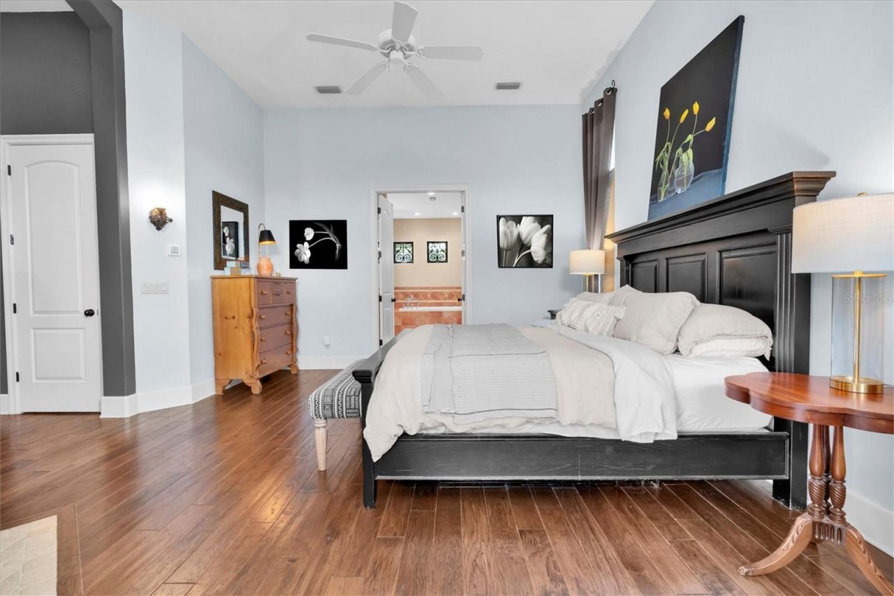 10221 Golden Eagle Drive, Largo, FL 33778 Photo