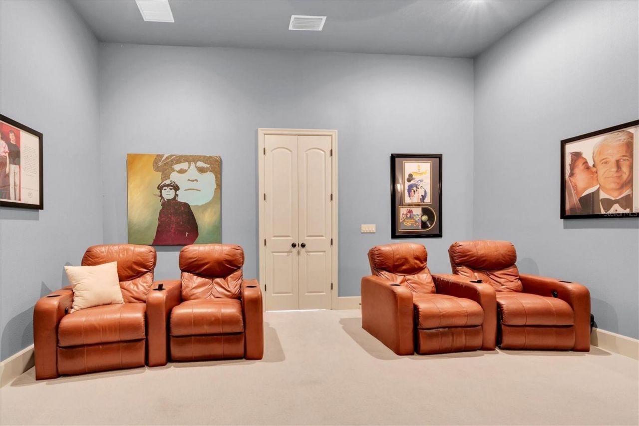 10221 Golden Eagle Drive, Largo, FL 33778 Photo