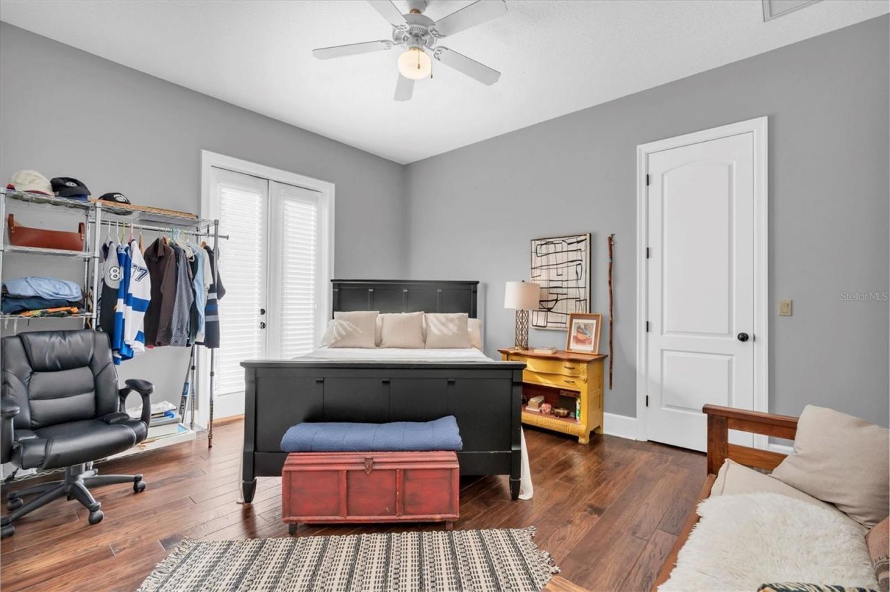 10221 Golden Eagle Drive, Largo, FL 33778 Photo