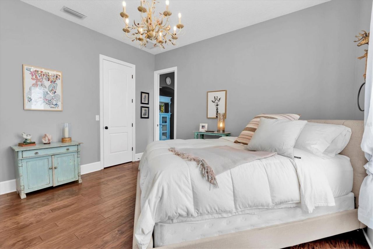 10221 Golden Eagle Drive, Largo, FL 33778 Photo