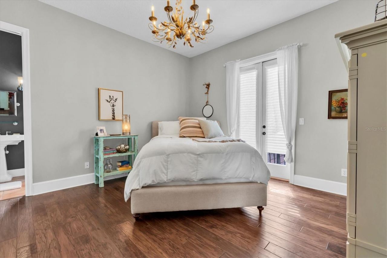 10221 Golden Eagle Drive, Largo, FL 33778 Photo