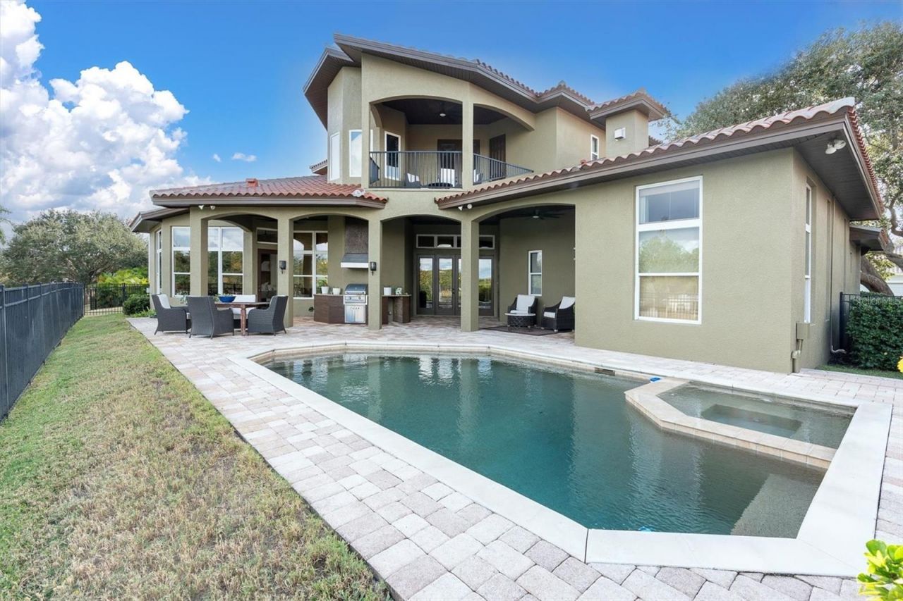 10221 Golden Eagle Drive, Largo, FL 33778 Photo