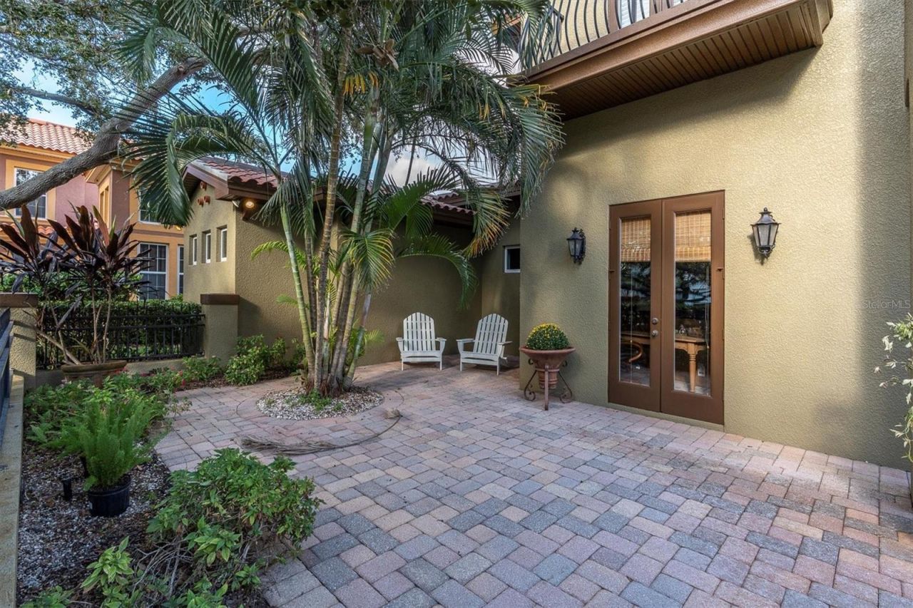 10221 Golden Eagle Drive, Largo, FL 33778 Photo