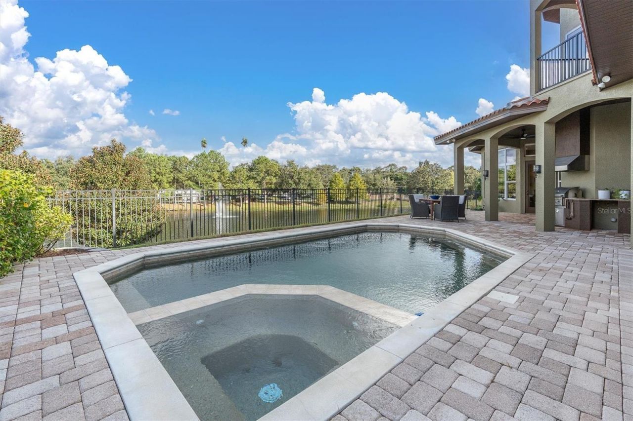 10221 Golden Eagle Drive, Largo, FL 33778 Photo