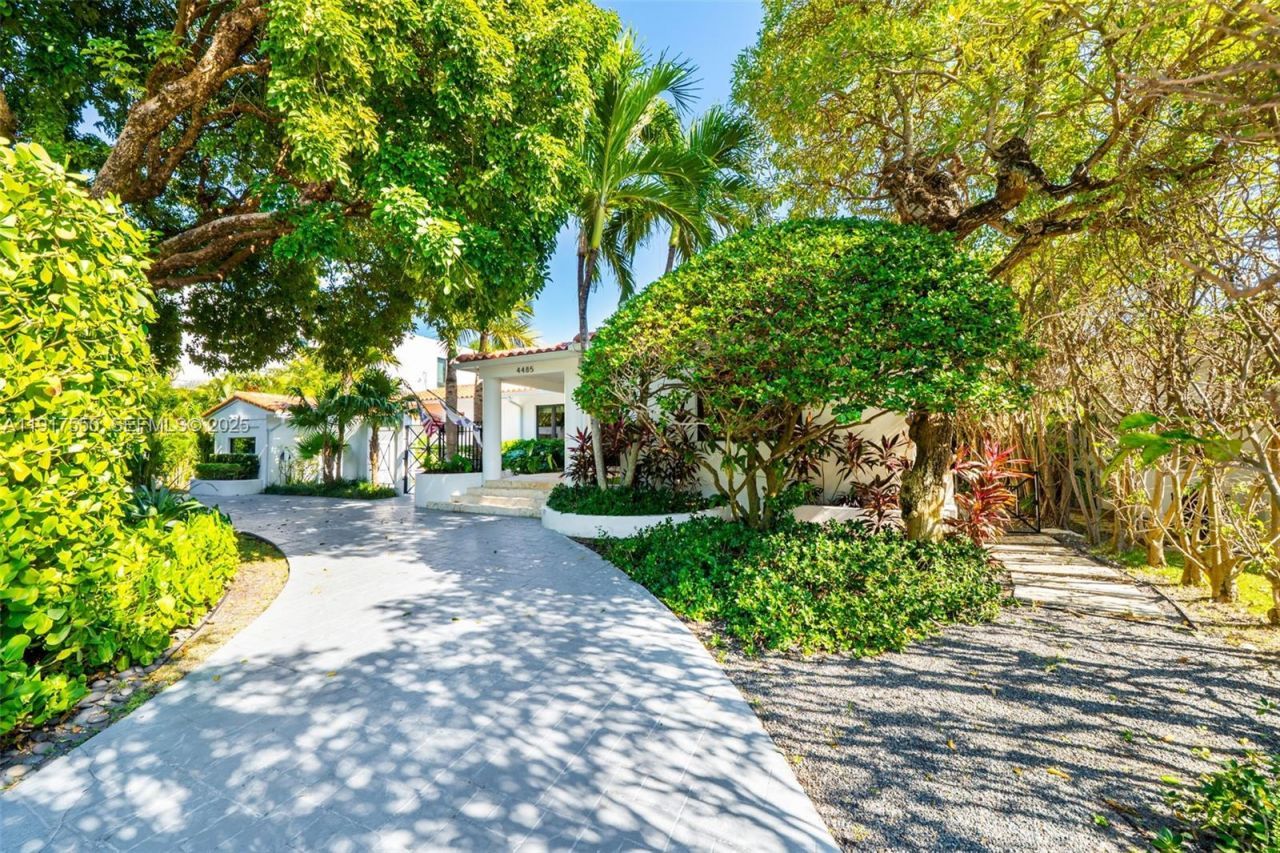 4485 N Jefferson Ave, Miami Beach, FL 33140 Photo