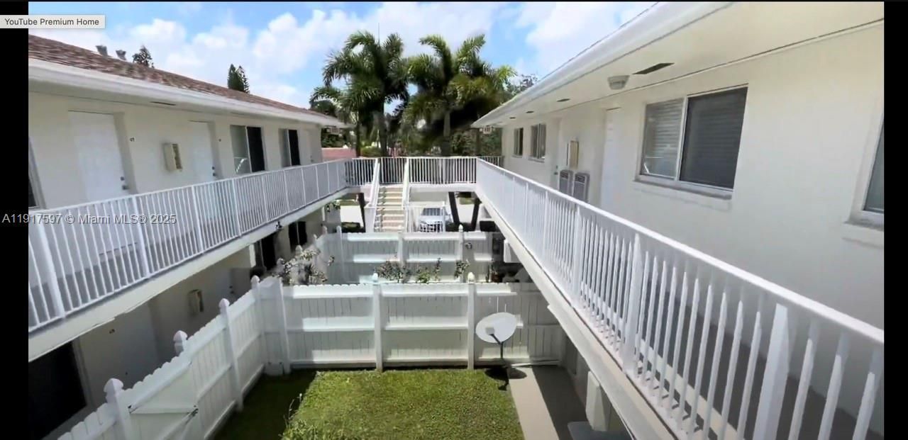 1856 NE 46th St, Unit F8, Fort Lauderdale, FL 33308 Photo