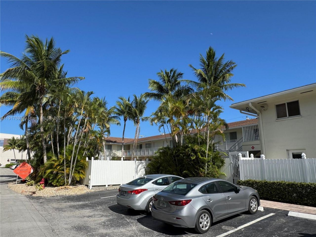 1856 NE 46th St, Unit F8, Fort Lauderdale, FL 33308 Photo