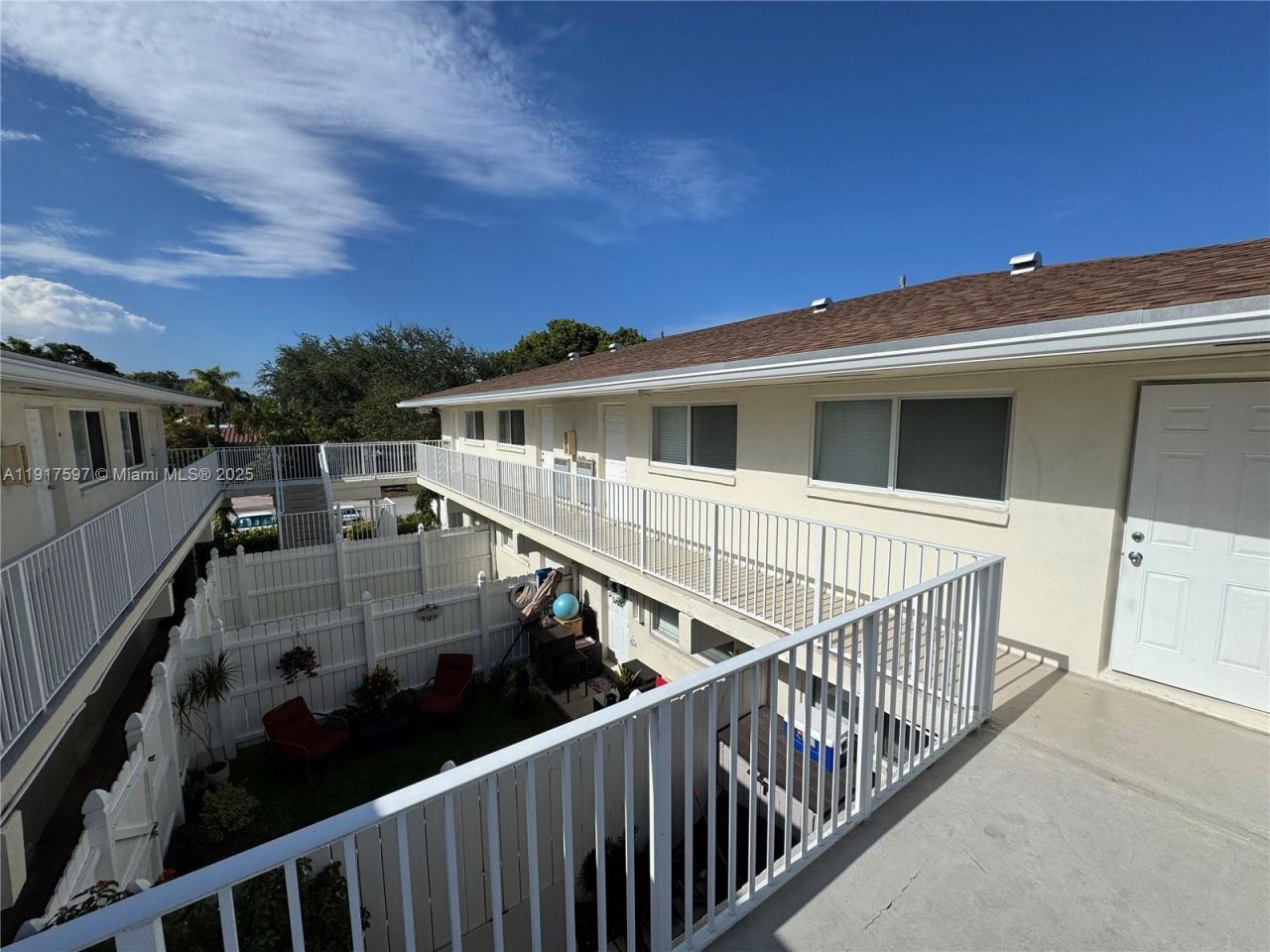 1856 NE 46th St, Unit F8, Fort Lauderdale, FL 33308 Photo