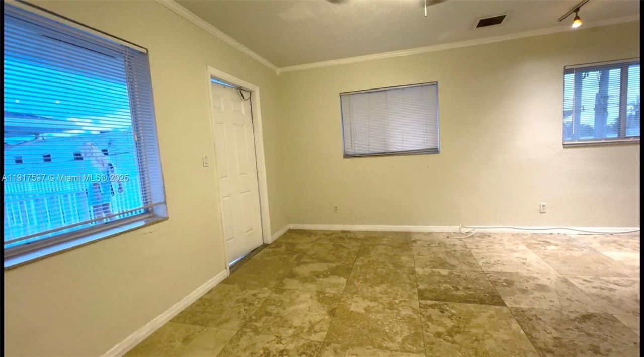 1856 NE 46th St, Unit F8, Fort Lauderdale, FL 33308 Photo