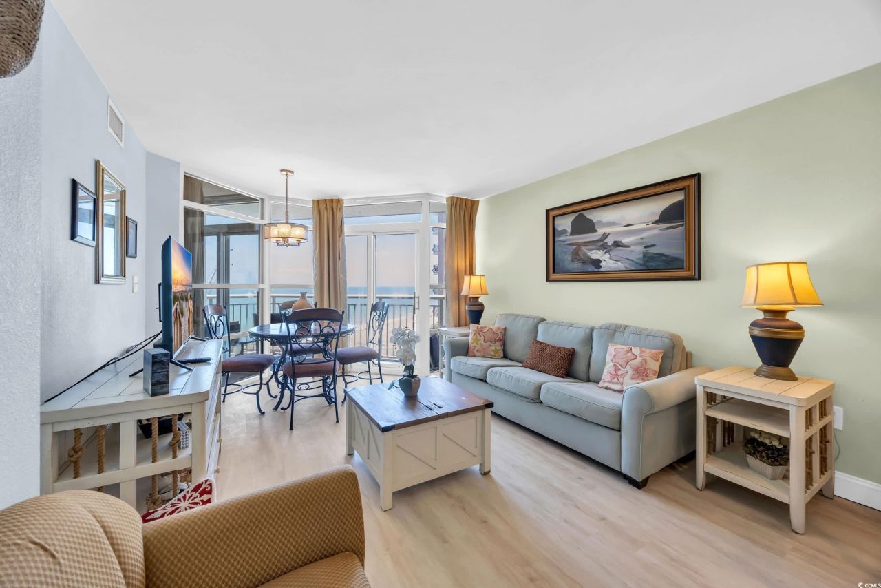 2504 Ocean Blvd. N Photo 6