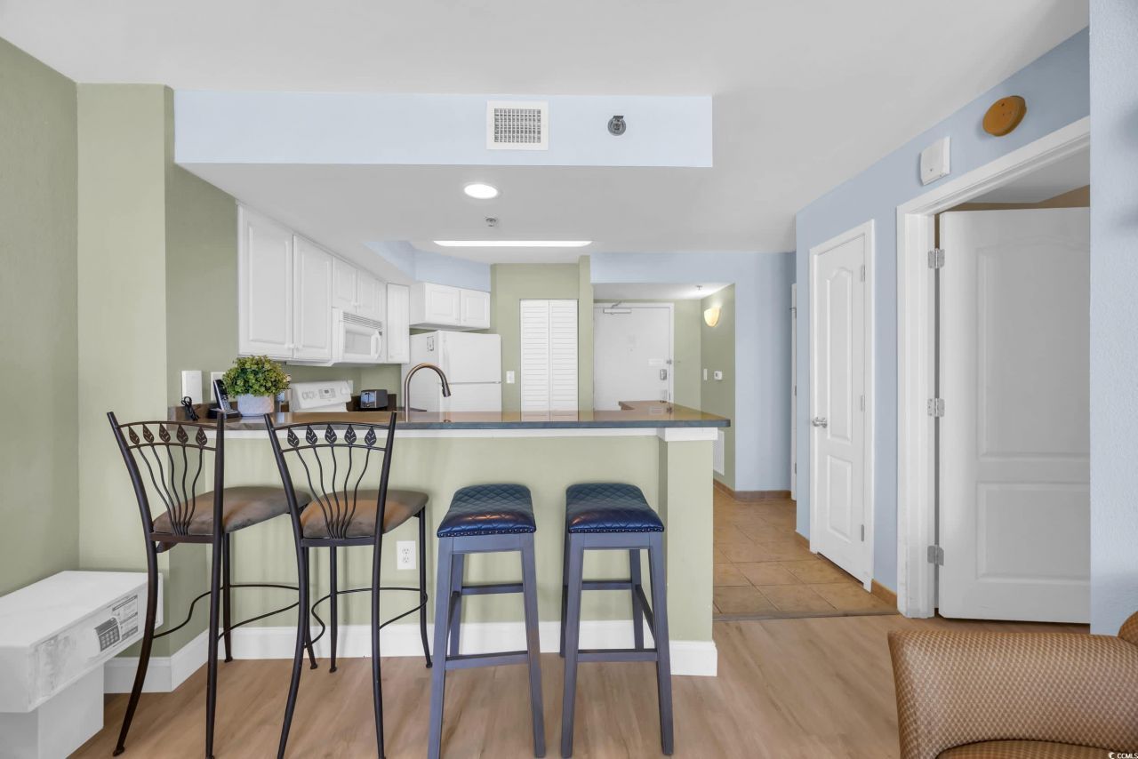 2504 Ocean Blvd. N Photo 7