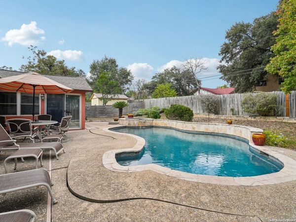 5323 Cerro Vista, San Antonio, TX 78233