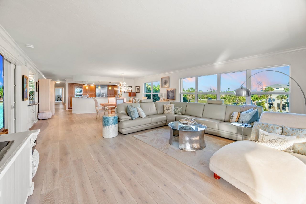 3131 West Gulf Drive, Unit 303, Sanibel, FL 33957 Photo