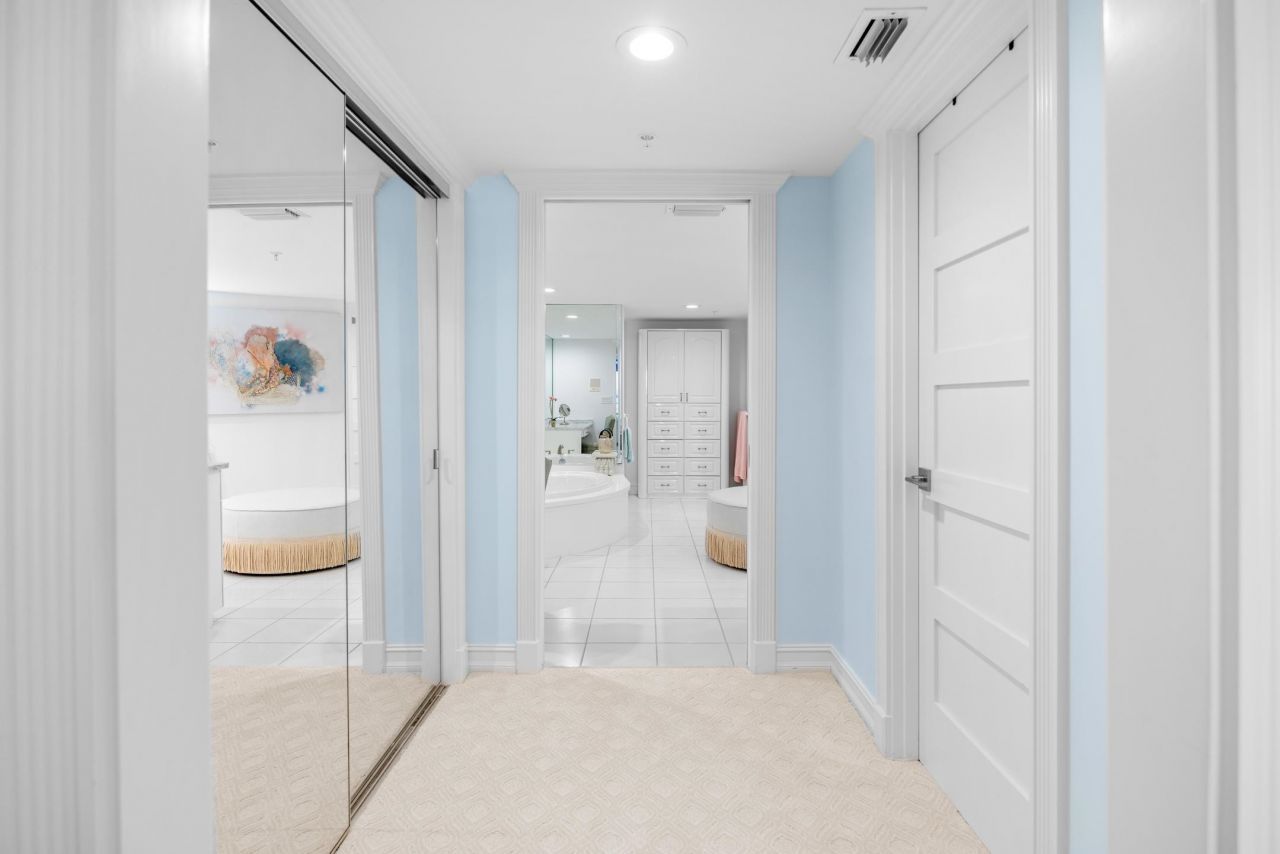 3131 West Gulf Drive, Unit 303, Sanibel, FL 33957 Photo