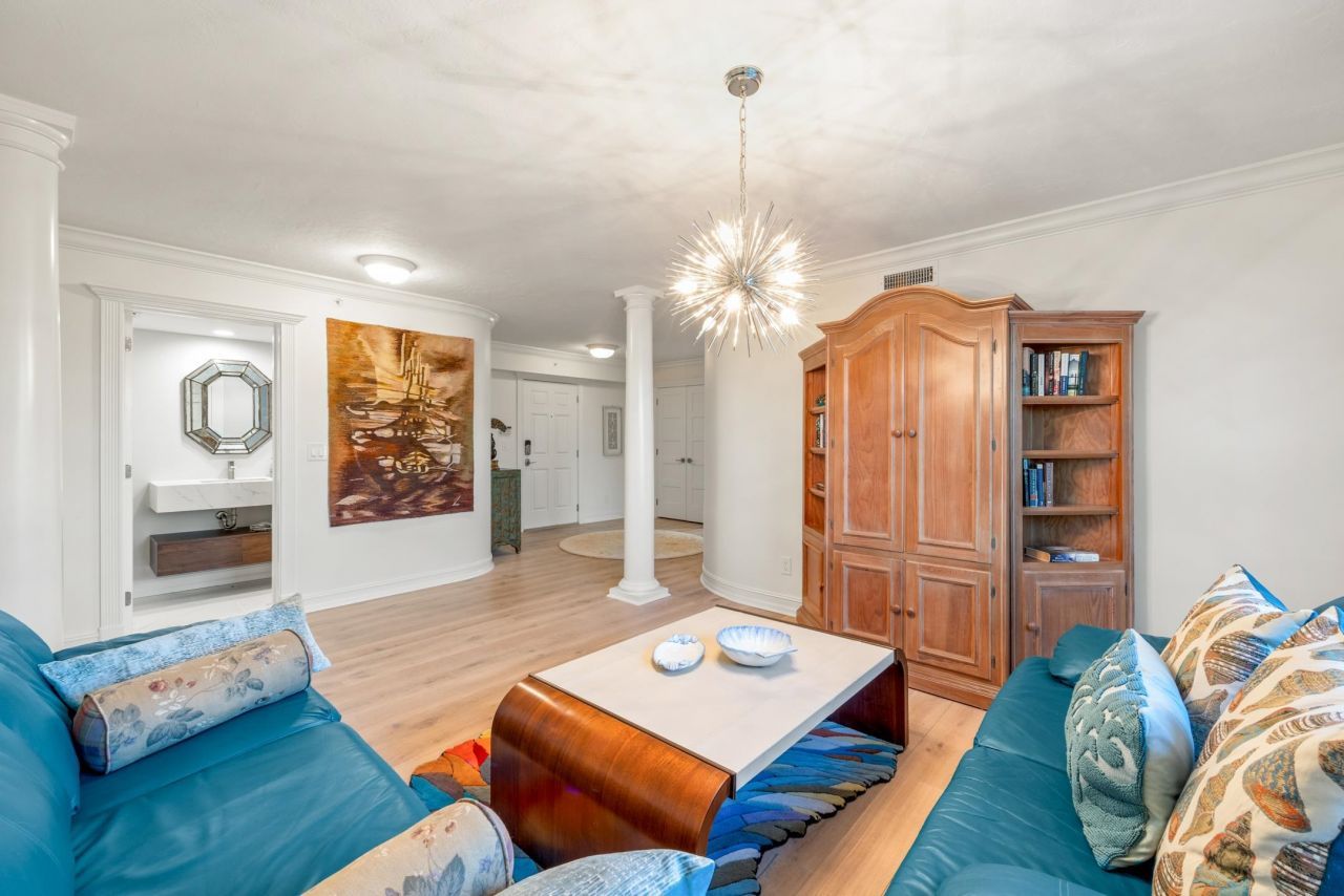 3131 West Gulf Drive, Unit 303, Sanibel, FL 33957 Photo