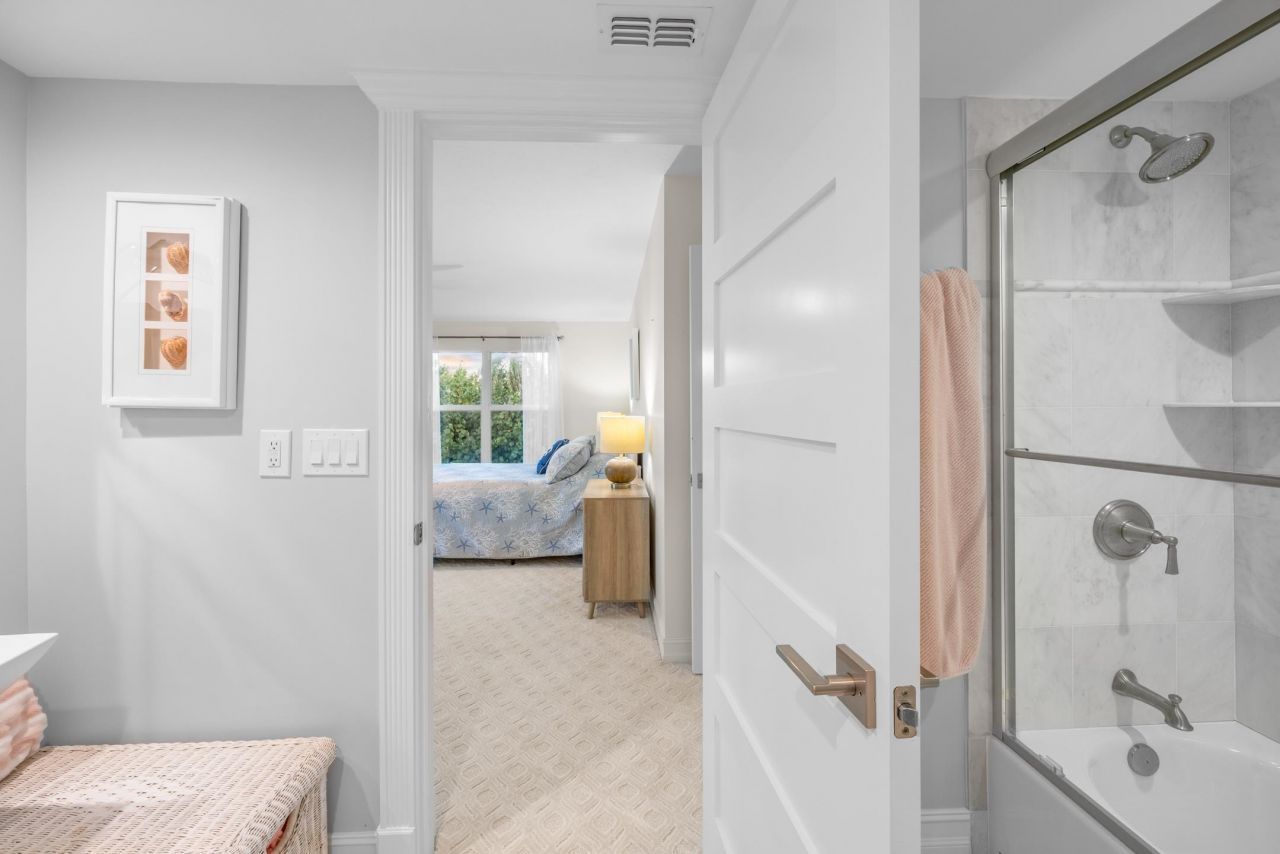 3131 West Gulf Drive, Unit 303, Sanibel, FL 33957 Photo