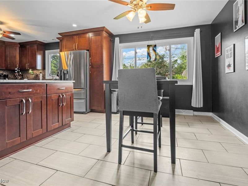 13467 Belfair Drive, Middleburg Heights, OH 44130 Photo 10