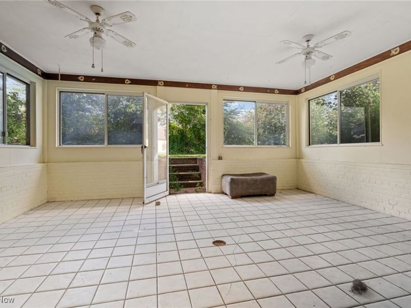 13467 Belfair Drive, Middleburg Heights, OH 44130 Photo 24