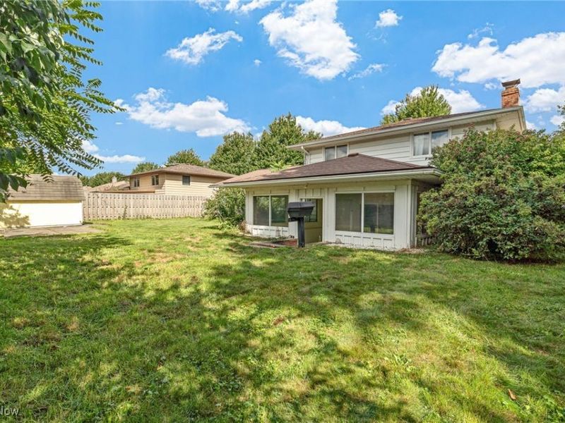 13467 Belfair Drive, Middleburg Heights, OH 44130 Photo 25