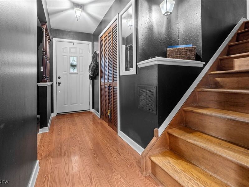 13467 Belfair Drive, Middleburg Heights, OH 44130 Photo 6