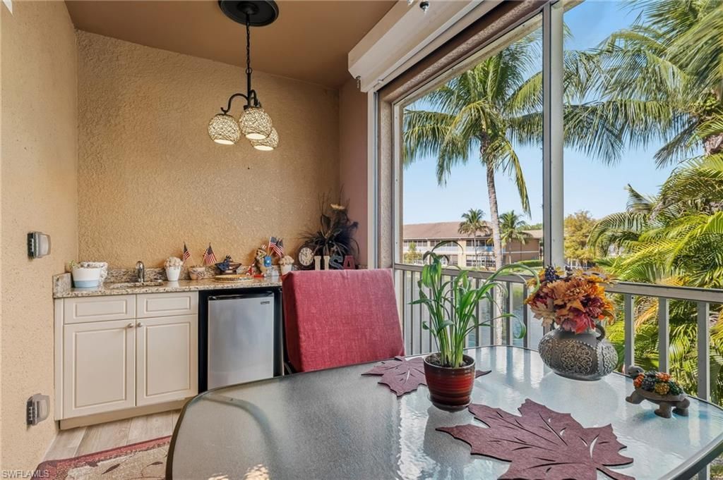 1076 Winding Pines Cir, Unit 206, Cape Coral, FL 33909 Photo