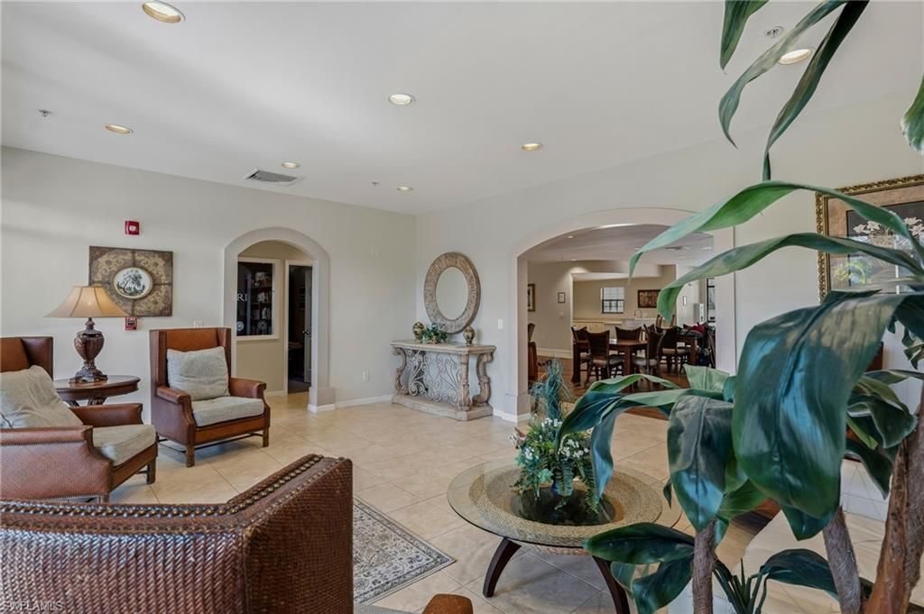 1076 Winding Pines Cir, Unit 206, Cape Coral, FL 33909 Photo