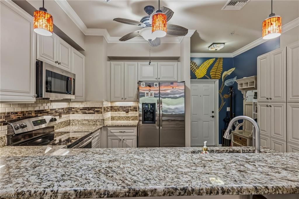 1076 Winding Pines Cir, Unit 206, Cape Coral, FL 33909 Photo