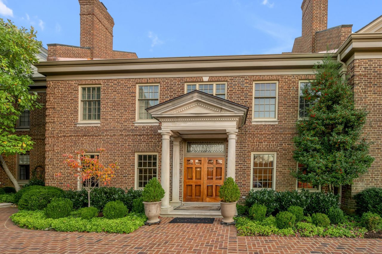 100 Idle Hour Drive, Unit 10, Lexington, KY 40502 Main Photo