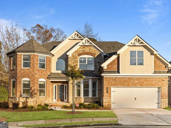 957 Pont Du Gard Court, Buford, GA 30518