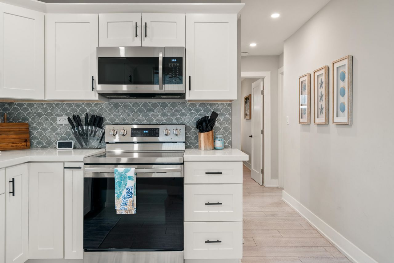 127 Seaside Avenue, Key Largo, FL 33037 Photo