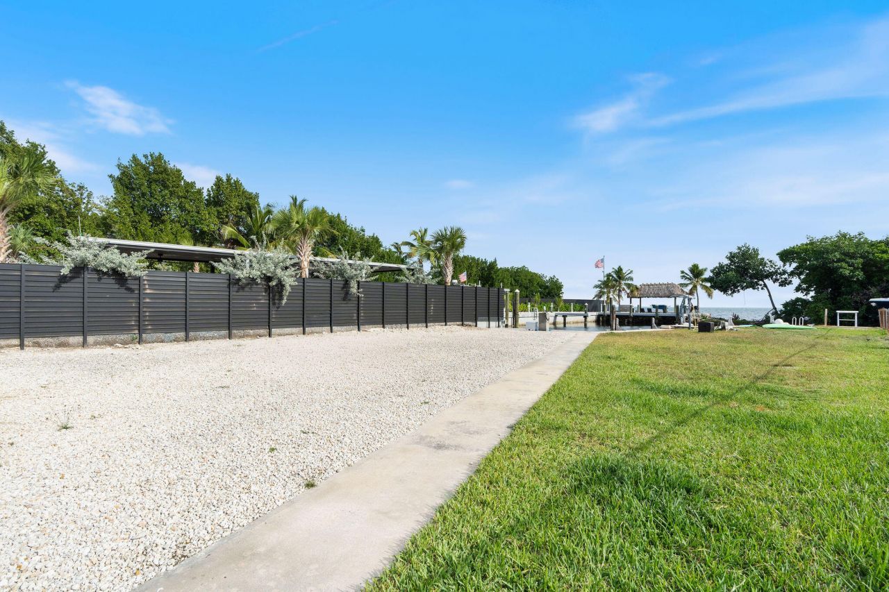 127 Seaside Avenue, Key Largo, FL 33037 Photo