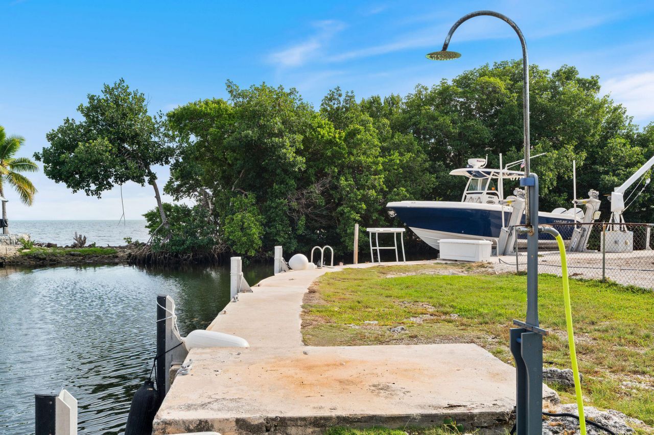 127 Seaside Avenue, Key Largo, FL 33037 Photo