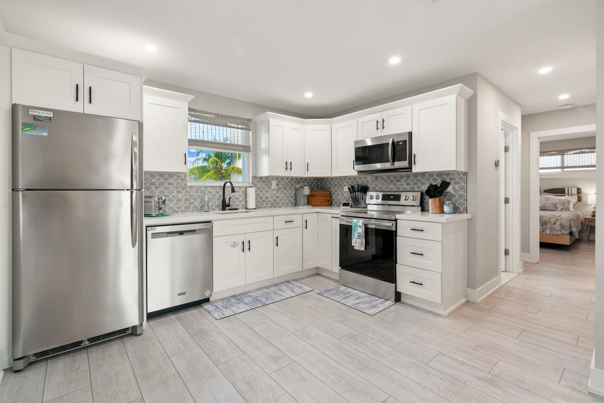 127 Seaside Avenue, Key Largo, FL 33037 Photo