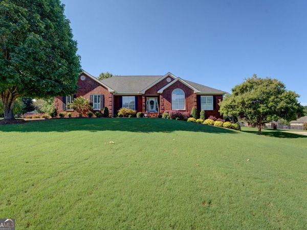 1247 Bent Creek Drive, Mcdonough, GA 30252