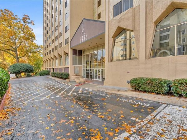 2479 Peachtree Road NE, Unit 506, Atlanta, GA 30305