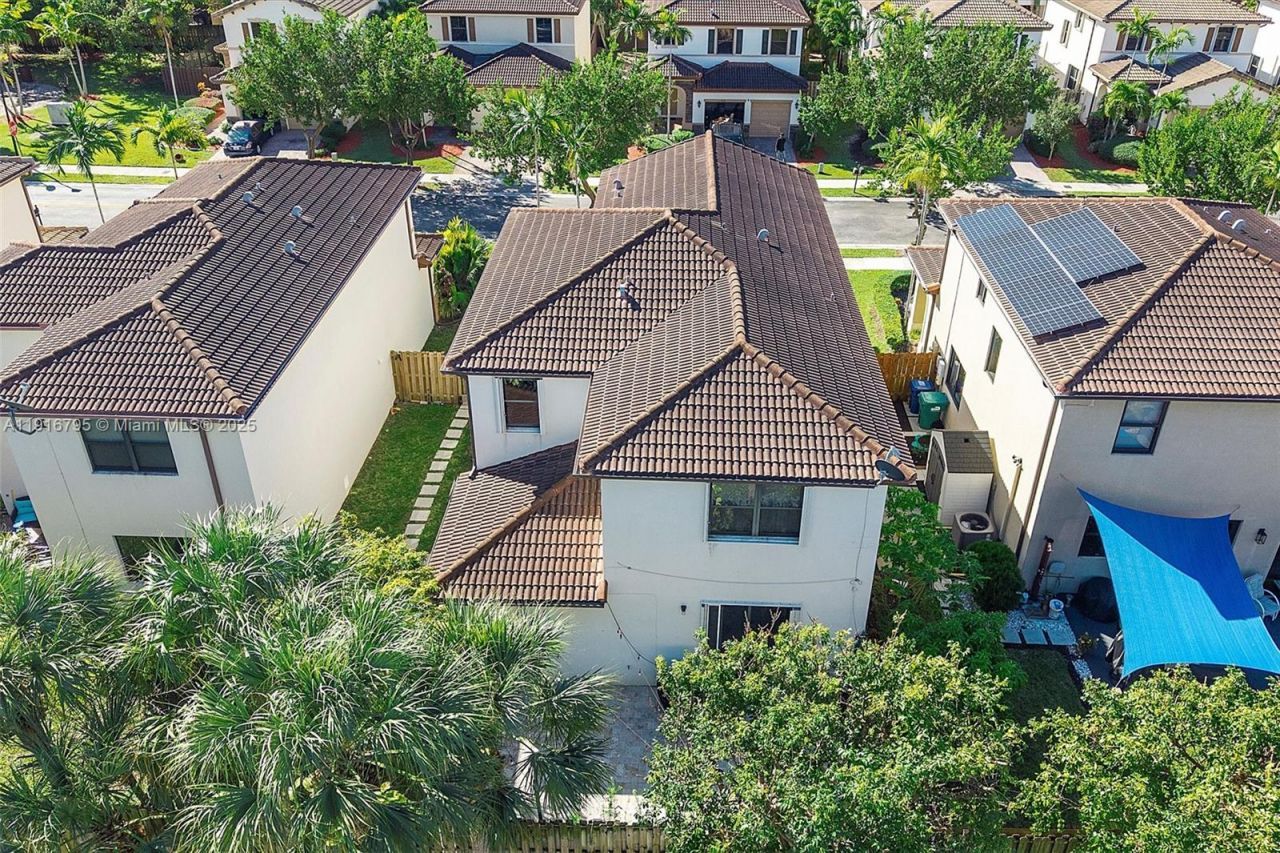 9115 SW 227th Ter, Cutler Bay, FL 33190 Photo