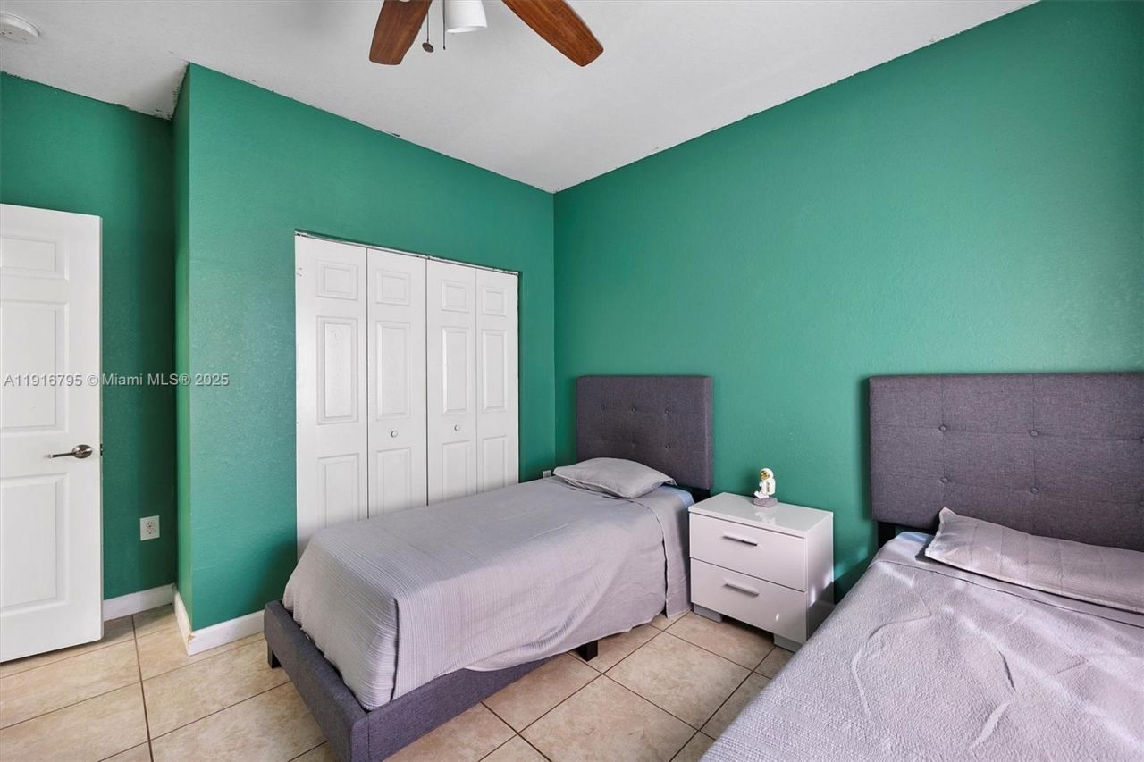 9115 SW 227th Ter, Cutler Bay, FL 33190 Photo