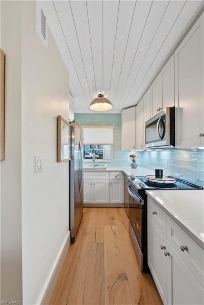 676 Broad Ave S, Unit J676, Naples, FL 34102 Photo