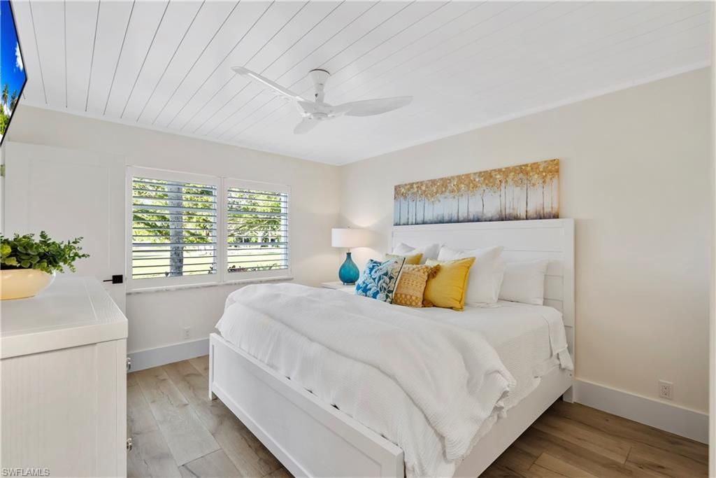 676 Broad Ave S, Unit J676, Naples, FL 34102 Photo