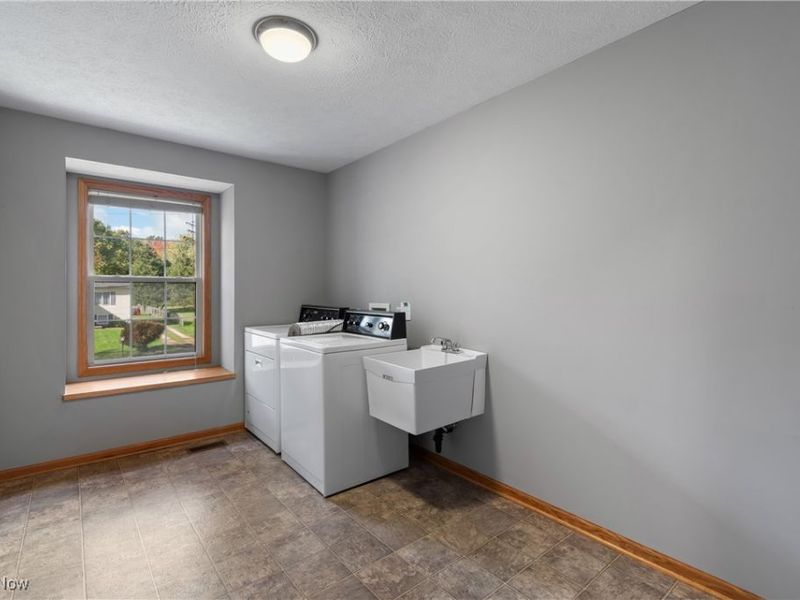 4611 Max Road, North Canton, OH 44720 Photo 26