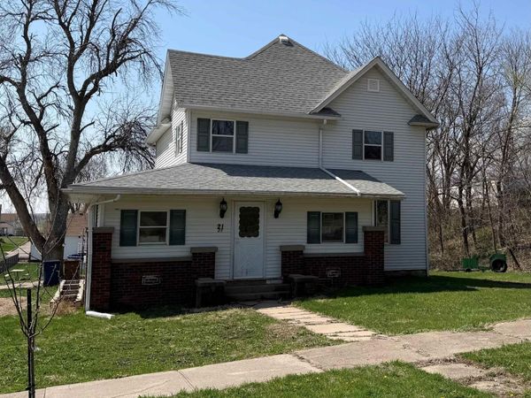 21 Sue Street, Manning, IA 51455