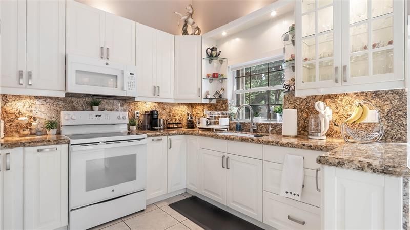 9801 NW 5th Court, Plantation, FL 33324 Photo